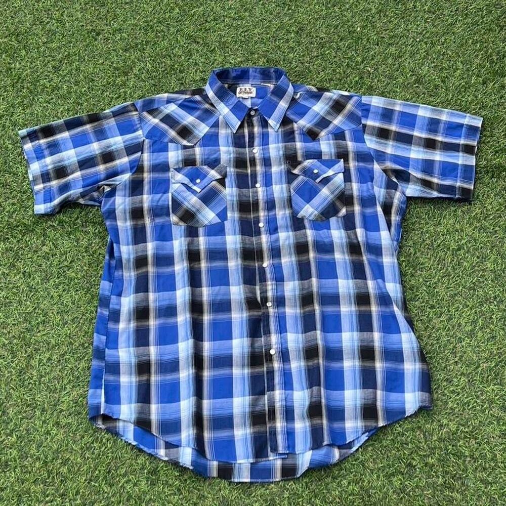 Ely Cattleman plaid button up Men's Blue Shirt